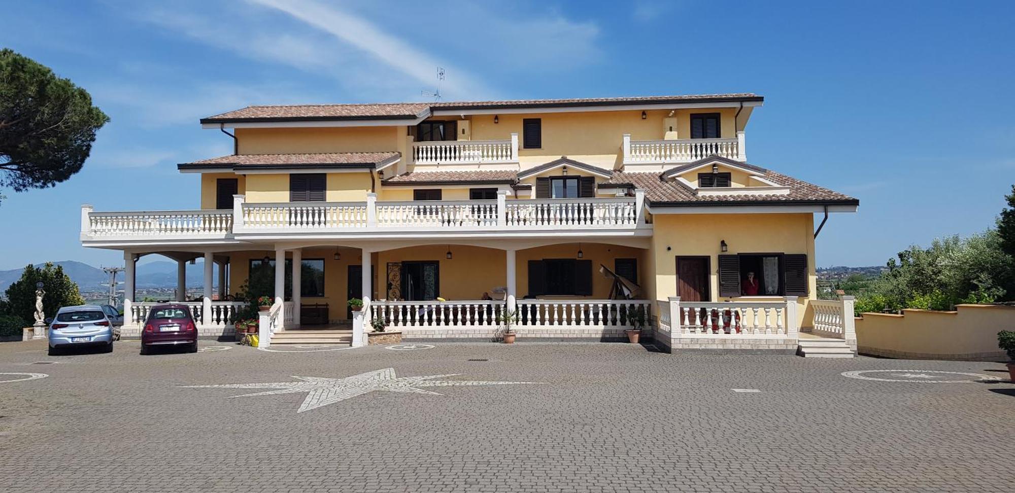 Apartment Giona